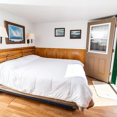 Oceanside Ocean Front Cabins Екстериор снимка