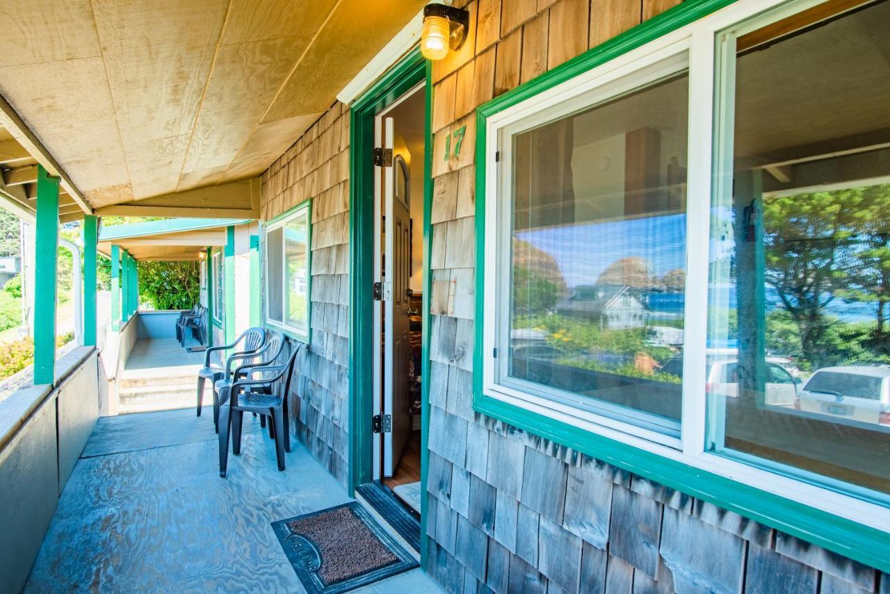 Oceanside Ocean Front Cabins Екстериор снимка