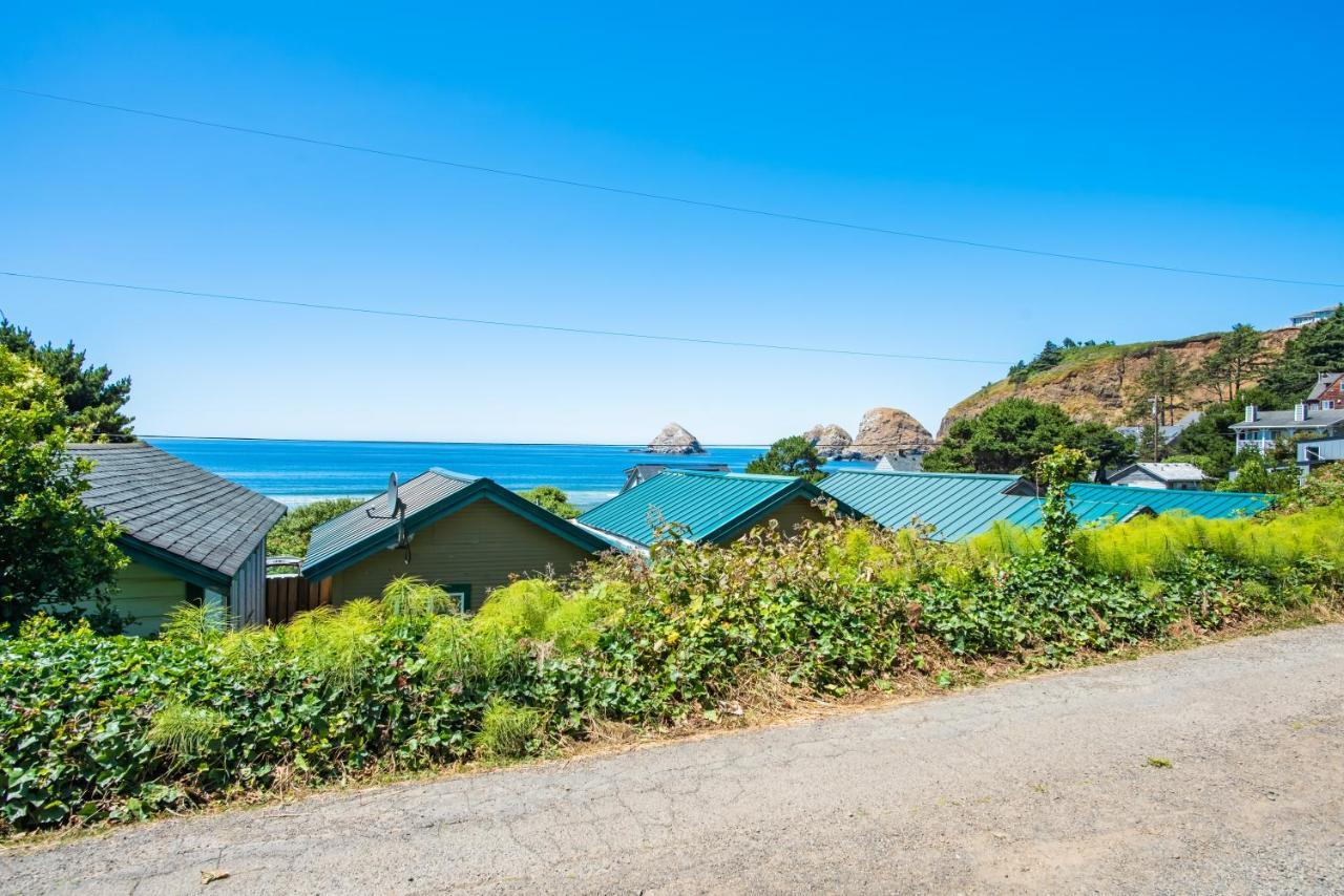Oceanside Ocean Front Cabins Екстериор снимка