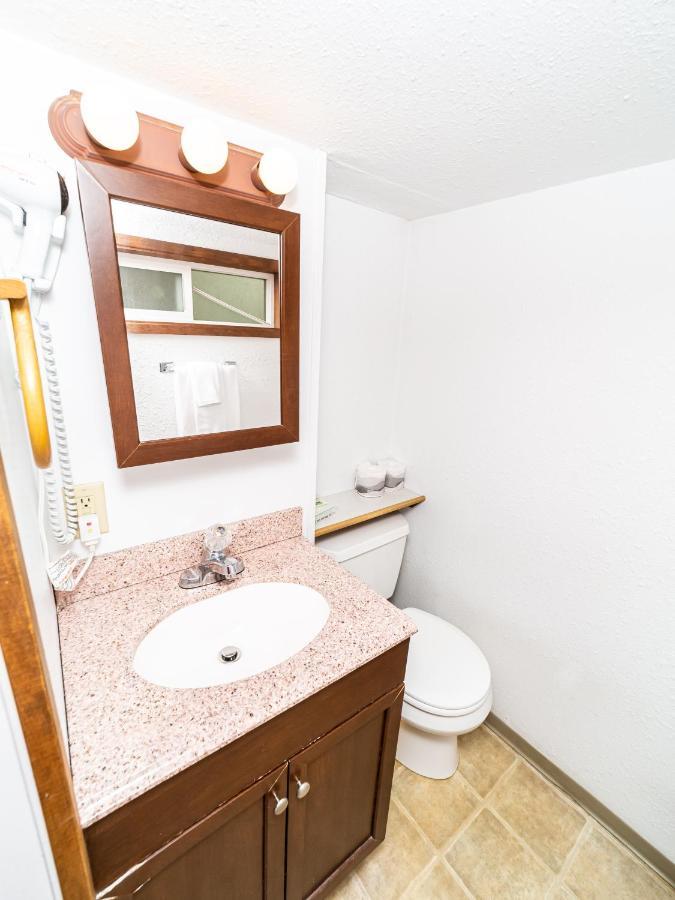 Oceanside Ocean Front Cabins Екстериор снимка